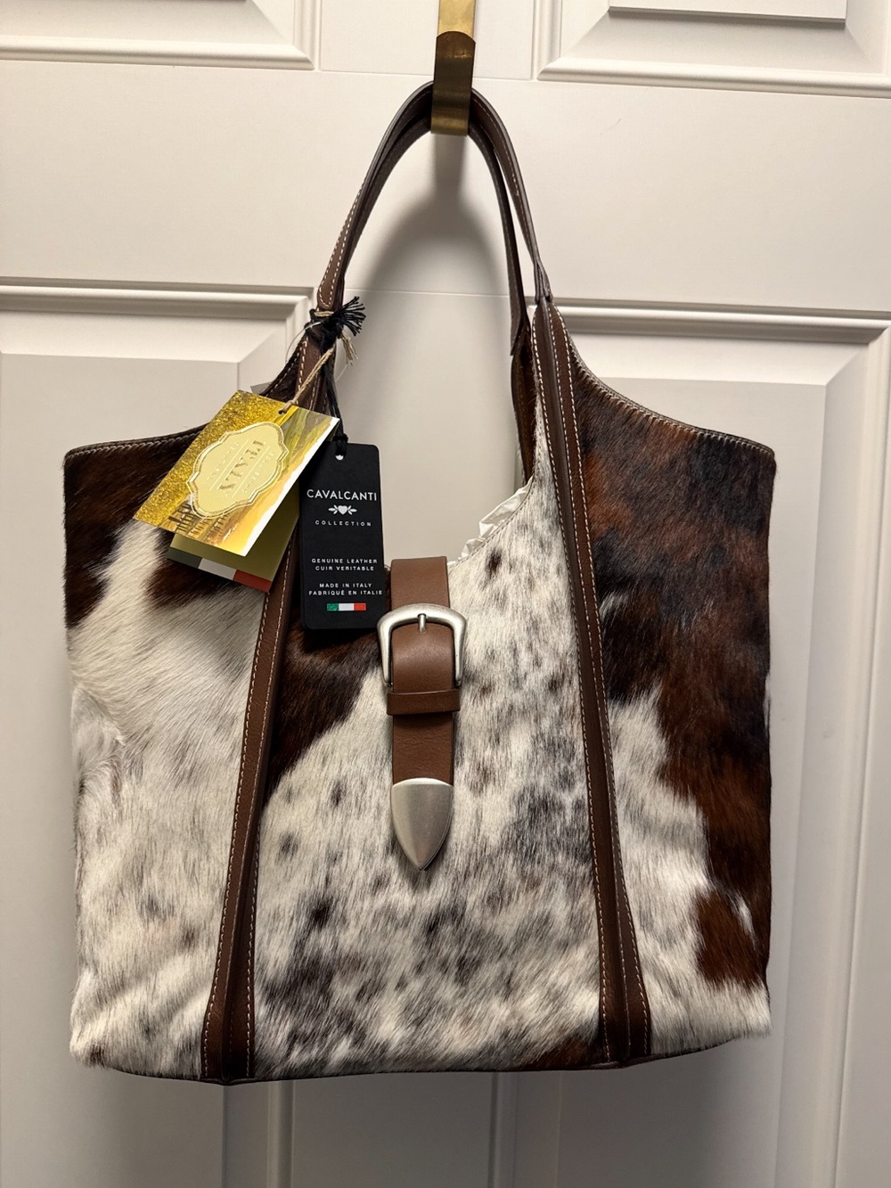 Viral Cavalcanti Cowhide Bag